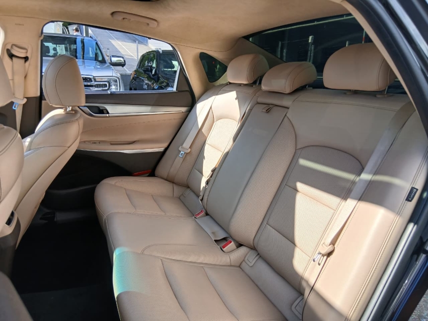 azera 3.0 v6 at8 2019/20209