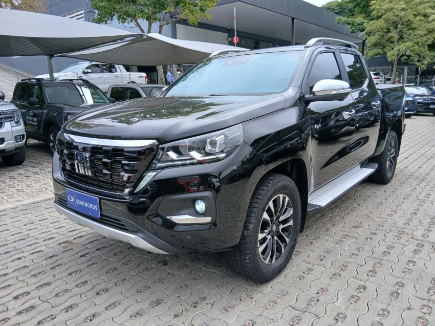 titano volcano cd 4x4 2.2 tb at 2024/20252