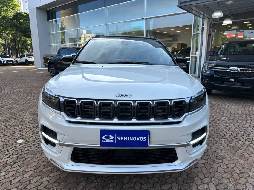 jeep commander 2.0 hurricane 4 turbo gasolina overland at9 4p automatico 20251