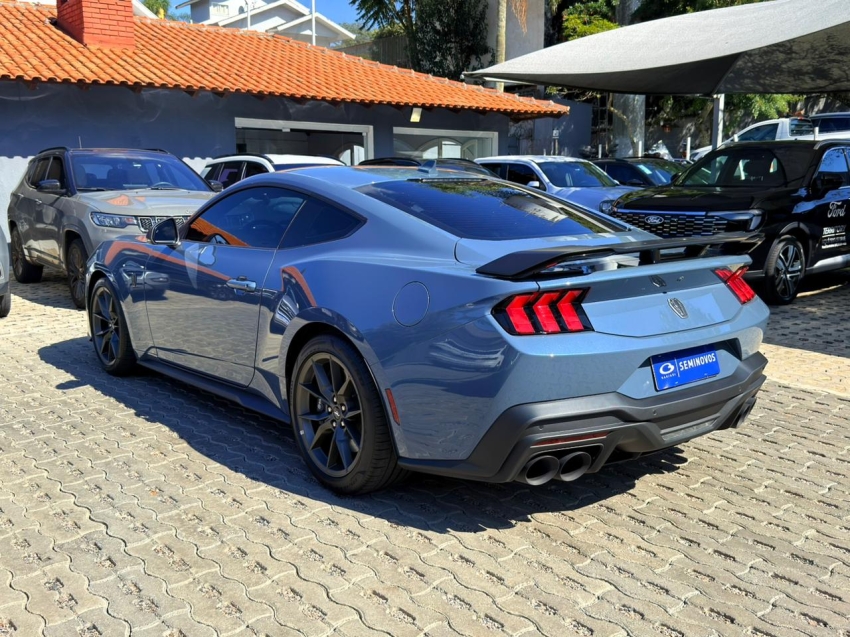 mustang dark horse 5.0 v8 at10 2025/20254