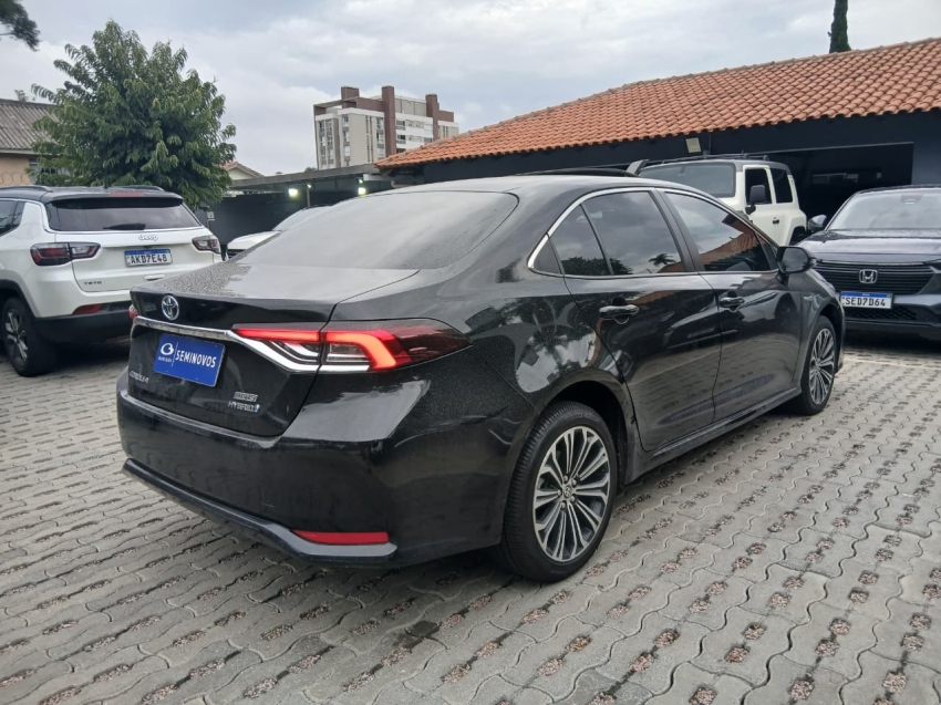 corolla altis premium 1.8l 2023/20236