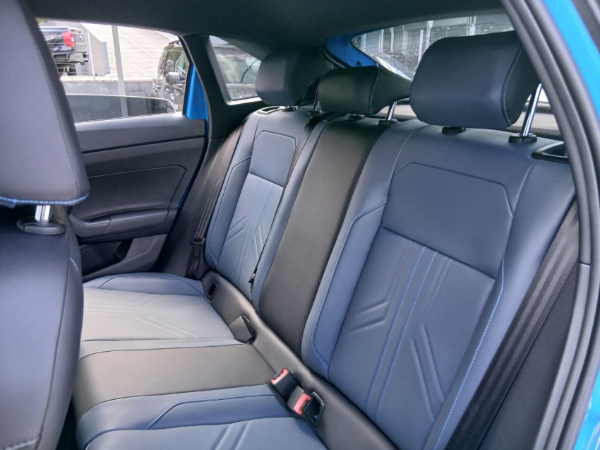 nivus highline 200 1.0 tsi at6 2024/20259