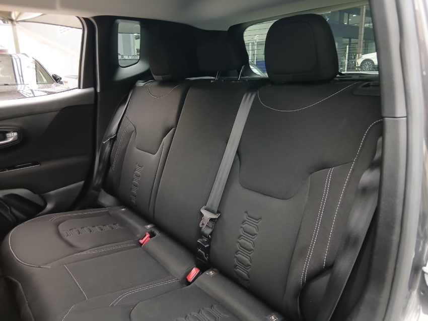 renegade sport 1.3 t270 gse at6 2023/20239