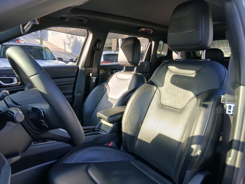 compass serie s 4x2 1.3 t270 tb at6 2021/20228