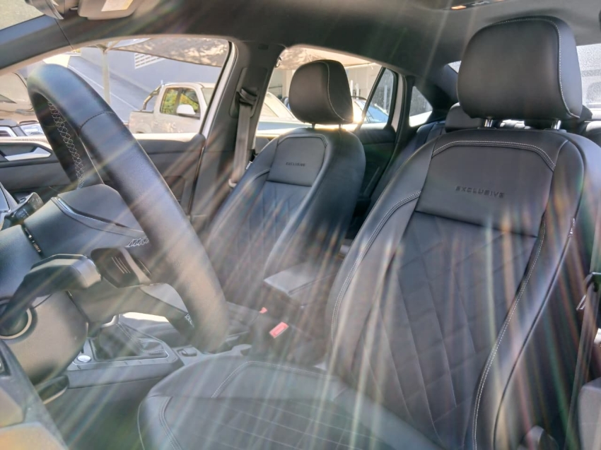 virtus exclusive 250 1.4 tsi at 2024/20248