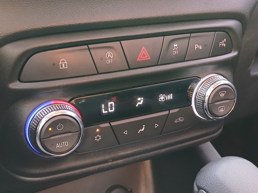 tracker premier 1.2 turbo 12v at6 2021/202215