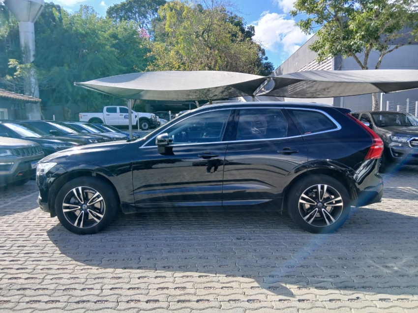 xc60 d5 momentum 4wd 2.0 tb at 2018/20193