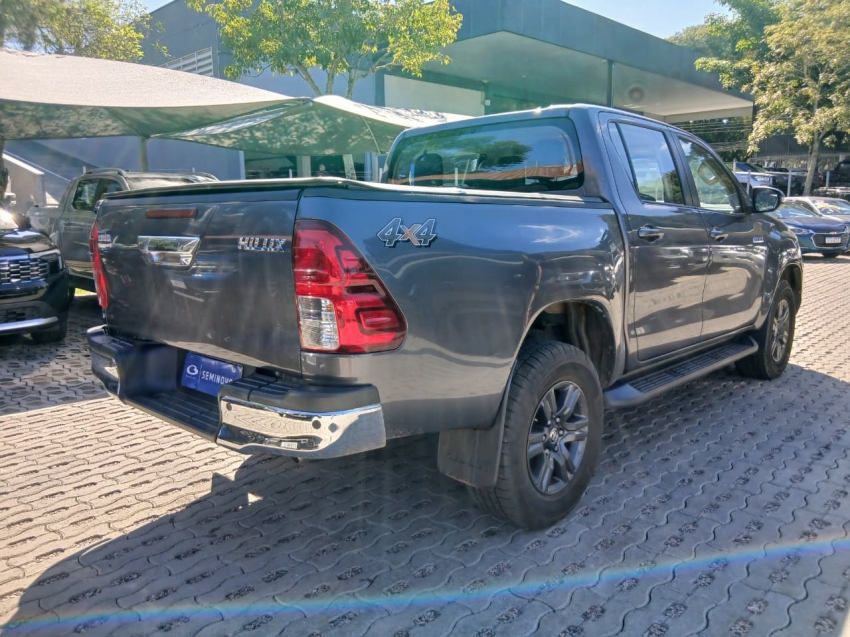 hilux cd srx 4x4 2.8 tb at6 2022/20226