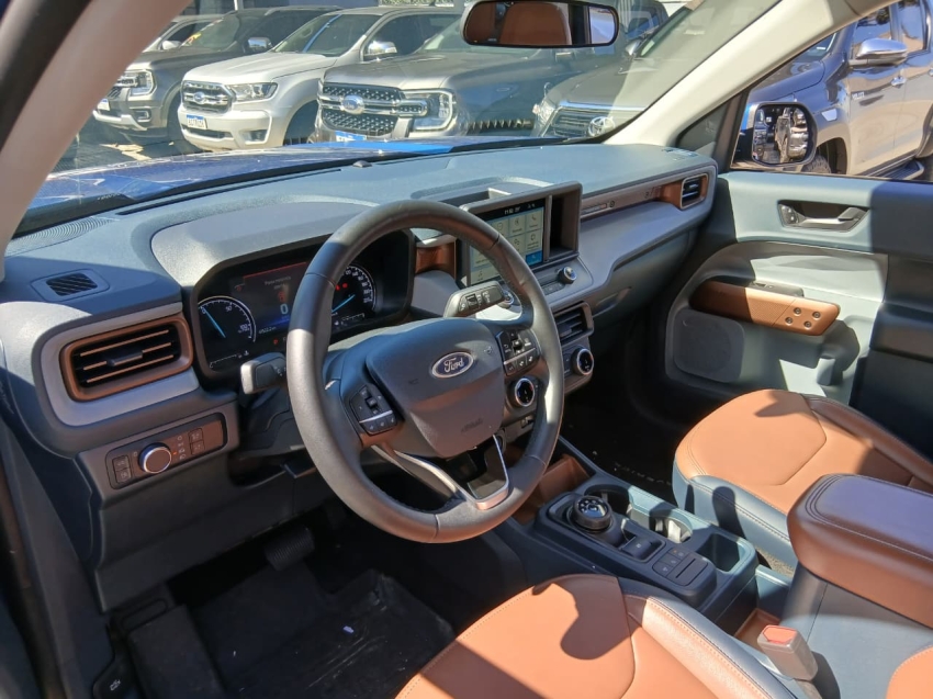 maverick lariat hybrid fwd 2.5 at8 2022/202310