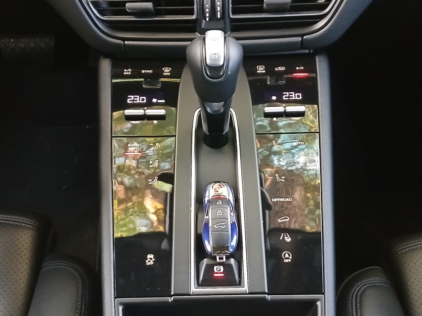 macan 4x4 2.0 tb pdk 2024/202415