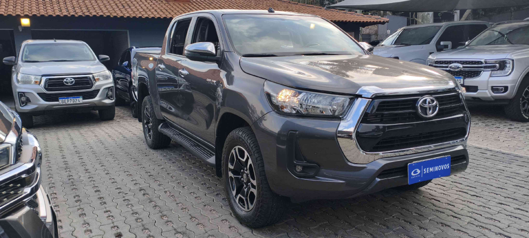 hilux cd dsl 4x4 srv at 23/24