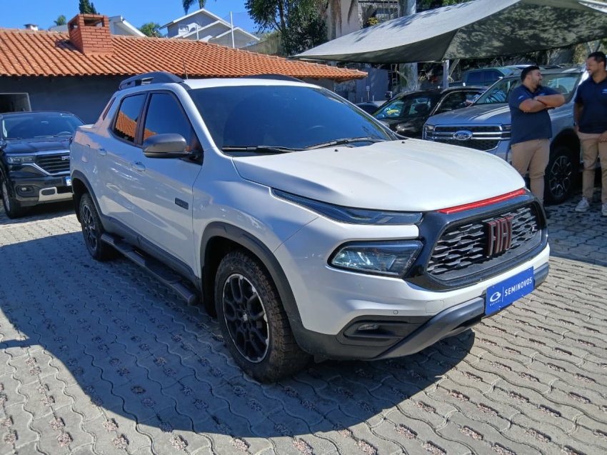 toro ultra(connect me) awd 2.0 16v at9 2024/2024
