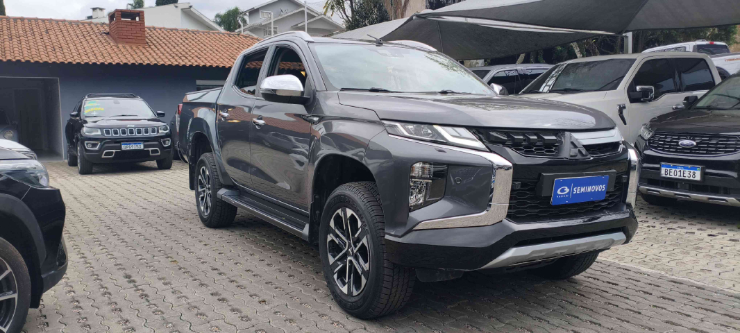 l-200 cd triton gls 4x4 2.4 16v at6 2022/2023
