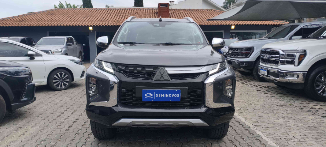 l-200 cd triton gls 4x4 2.4 16v at6 2022/20231