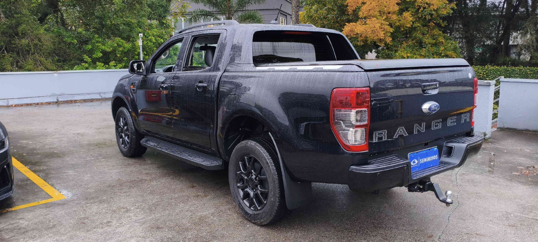 ranger cd black 4x2 2.2 at3