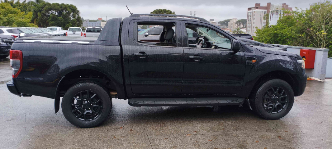 ranger cd black 4x2 2.2 at6