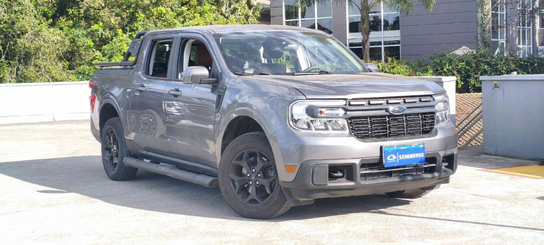 maverick lariat fx4 awd 2.0 at8