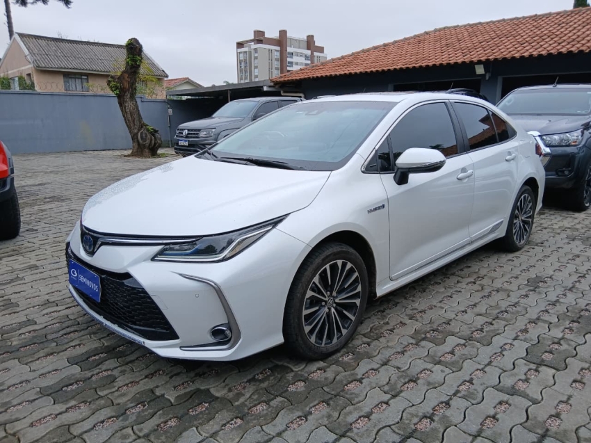 toyota corolla 1.8 hibrido automatico 20242