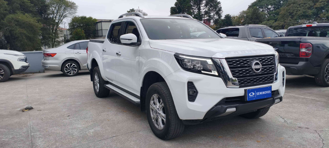 nissan frontier 2.3 16v turbo diesel xe cd 4x4 automatico 4p 2025