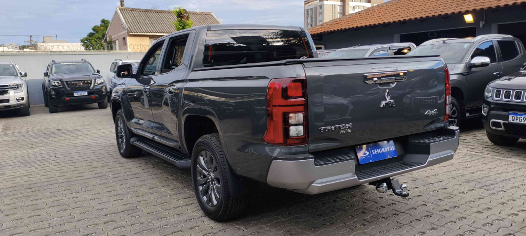 mitsubishi triton 2.4 biturbo diesel cd hpe 4x4 automatico 4p 20274