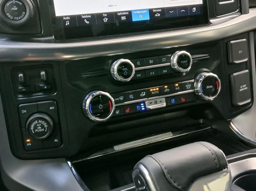 ford f-150 5.0 v8 gasolina cd lariat black fx4 automatico 4p 202413