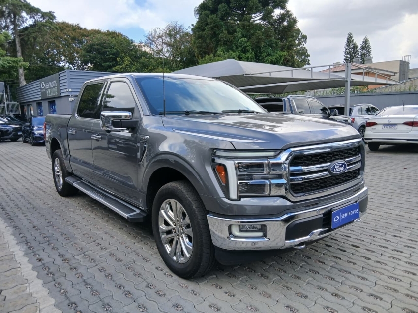 ford f-150 5.0 v8 gasolina cd lariat black fx4 automatico 4p 2024