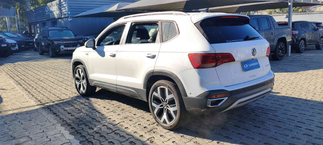 volkswagen taos 1.4 250 tsi total flex highline automatico 4p 20244