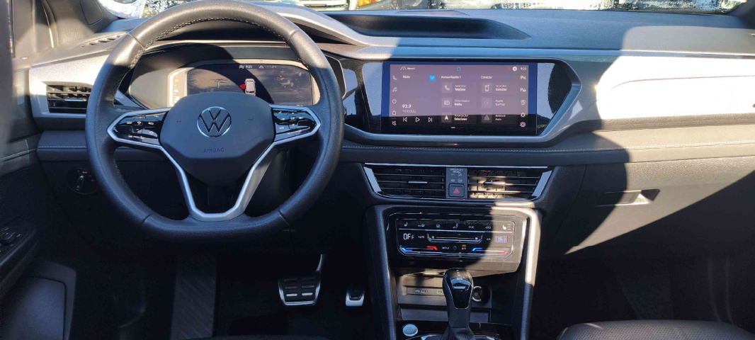 volkswagen taos 1.4 250 tsi total flex highline automatico 4p 202413