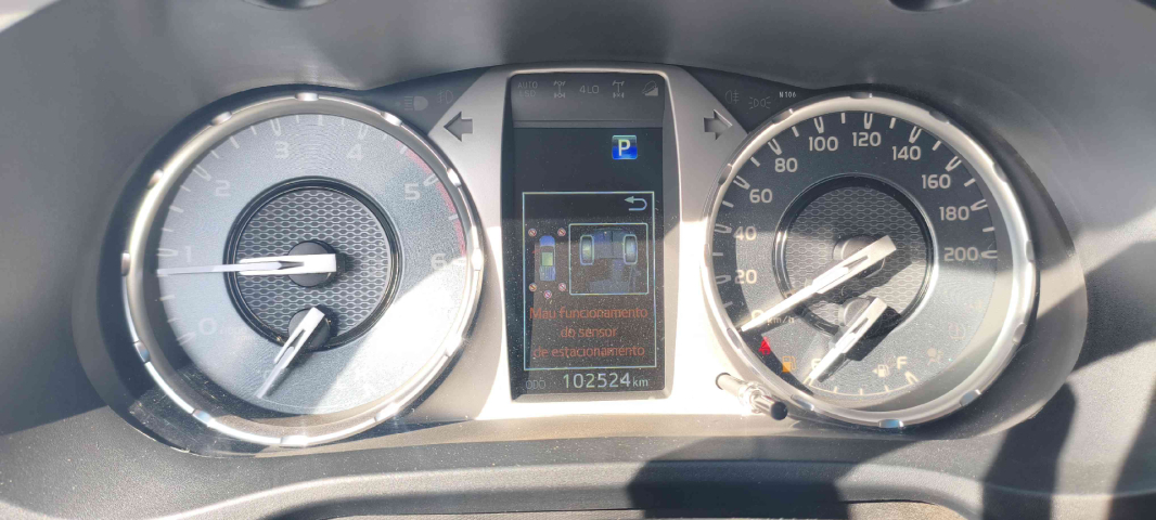 toyota hilux 2.8 d-4d turbo diesel cd srx plus 4x4 automatico 4p 202410