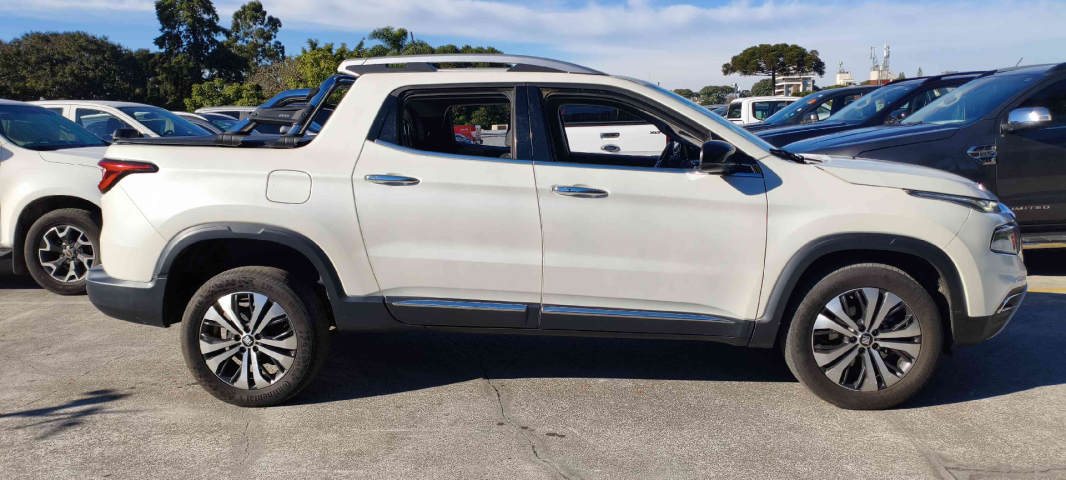 fiat toro 1.3 turbo 270 flex volcano at6 4p automatico 20247