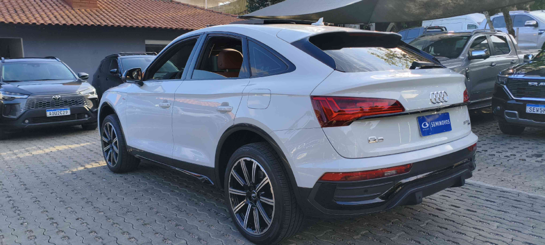 audi q5 2.0 55 tfsie phev sportback performance black quattro s tronic hibrido 4p automatico 20244