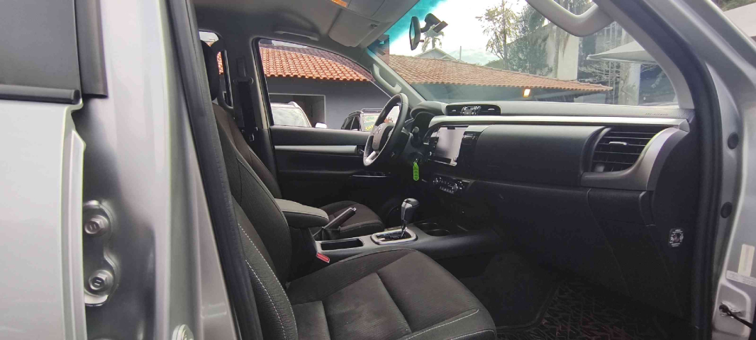 toyota hilux 2.7 sr 4x2 cd 16v flex 4p automatico 202014