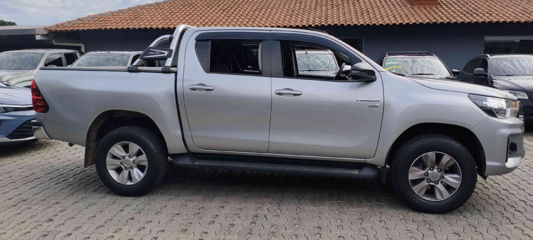 toyota hilux 2.7 sr 4x2 cd 16v flex 4p automatico 20206