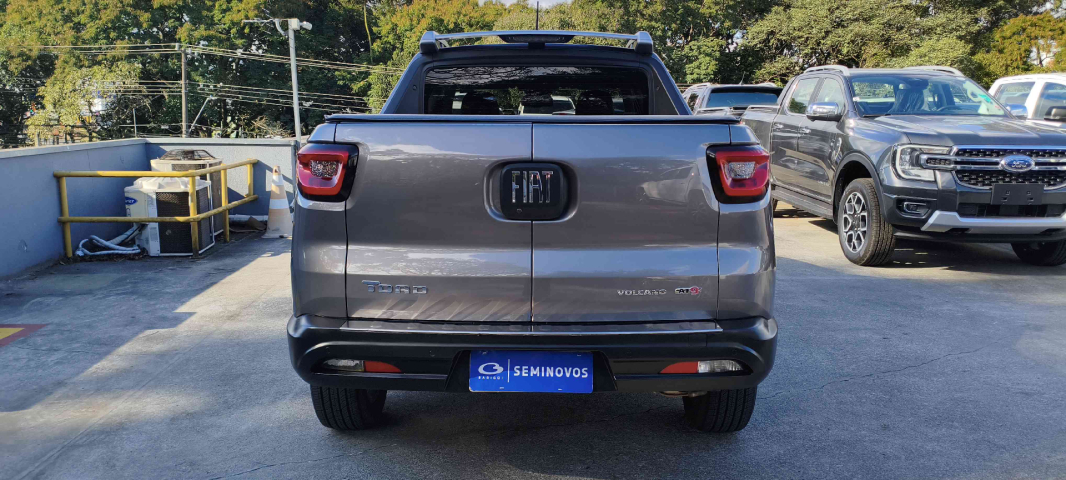 fiat toro 2.0 16v turbo diesel volcano 4wd at9 4p automatico 20206