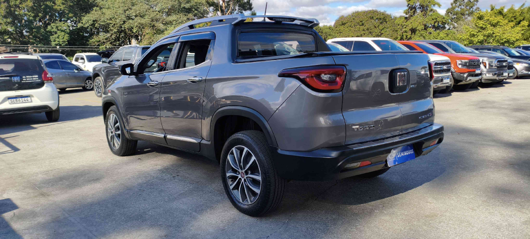 fiat toro 2.0 16v turbo diesel volcano 4wd at9 4p automatico 20205