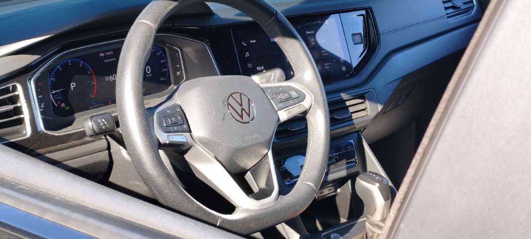 volkswagen nivus 1.0 200 tsi total flex highline automatico 4p 20247