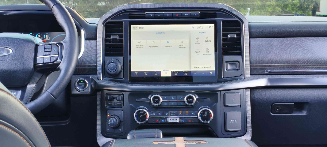 ford f-150 5.0 v8 gasolina cd platinum fx4 automatico 4p 202313