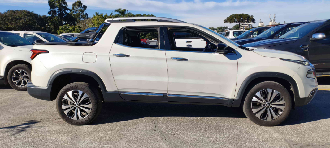 fiat toro 1.3 turbo 270 flex freedom at6 4p automatico 20257