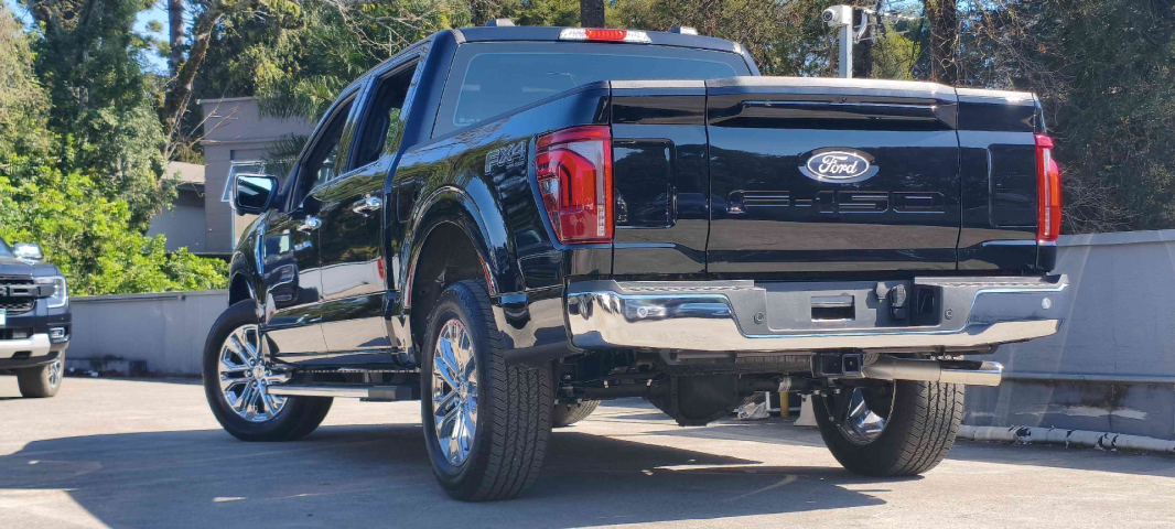 ford f-150 5.0 v8 gasolina cd lariat black fx4 automatico 4p 20254