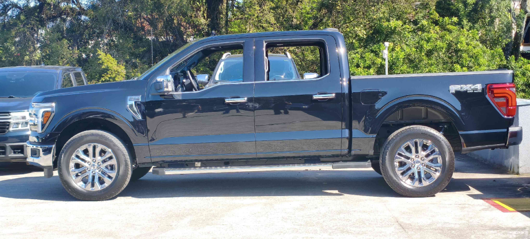 ford f-150 5.0 v8 gasolina cd lariat black fx4 automatico 4p 20253