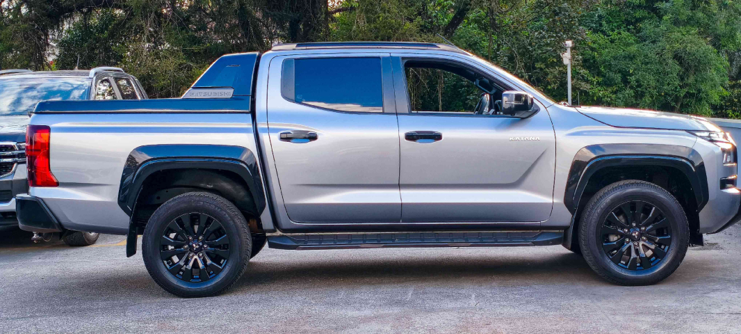 triton katana 4x4 2.4 bi-tb at63