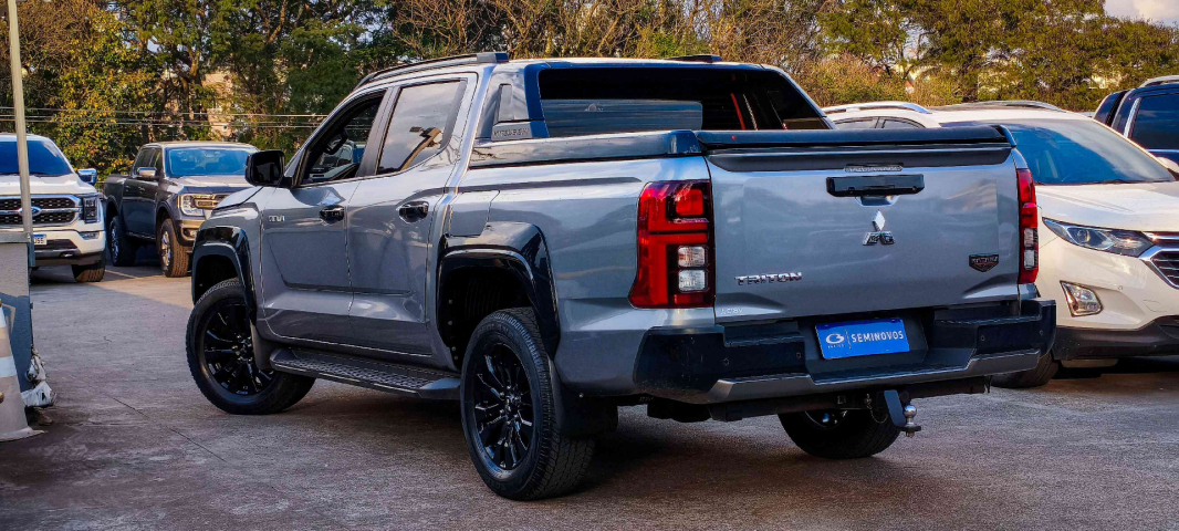 triton katana 4x4 2.4 bi-tb at66