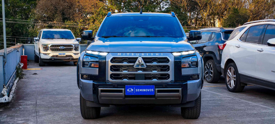 triton katana 4x4 2.4 bi-tb at61