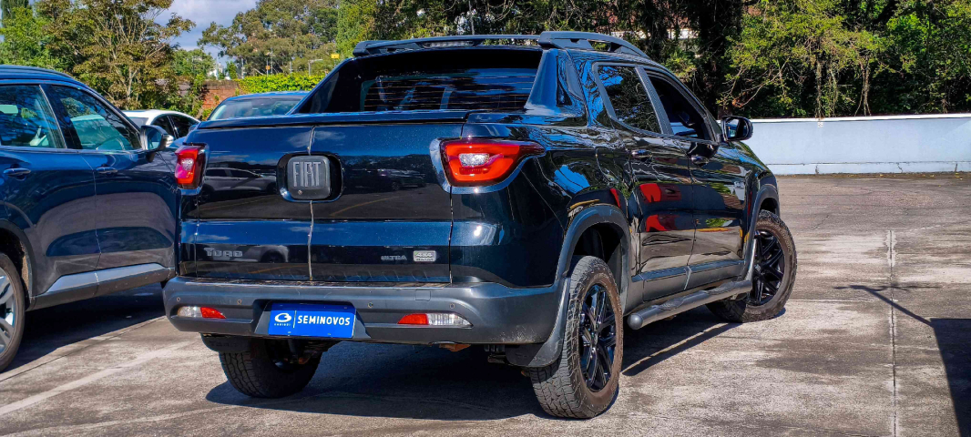 fiat toro 2.0 16v turbo diesel ultra 4wd at9 flex 4p automatico 20226