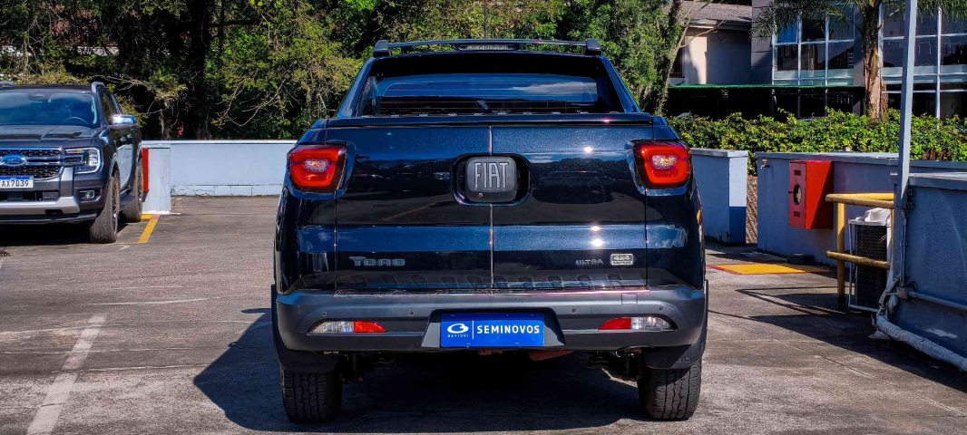 fiat toro 2.0 16v turbo diesel ultra 4wd at9 flex 4p automatico 20225
