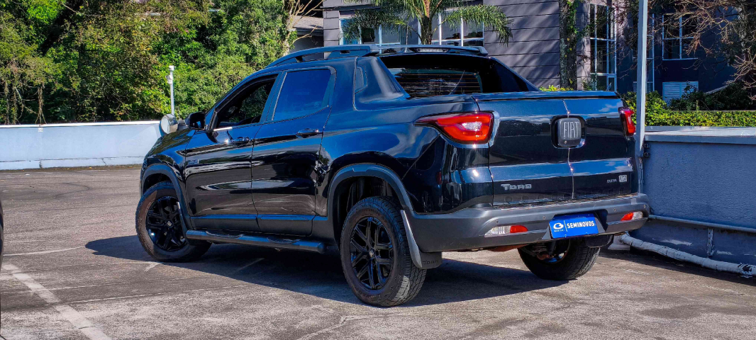 fiat toro 2.0 16v turbo diesel ultra 4wd at9 flex 4p automatico 20224