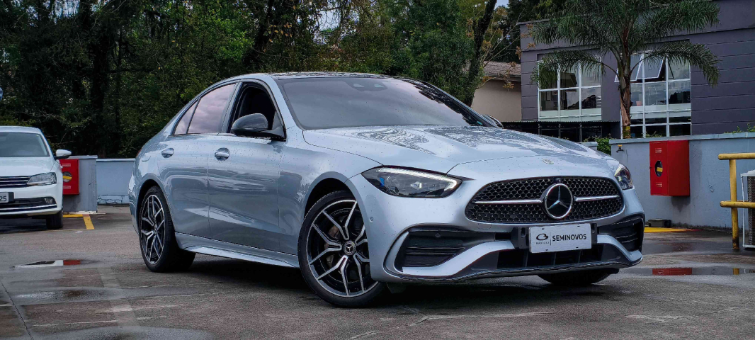 mercedes-benz c 300 2.0 eq boost hibrido amg line 9g-tronic 4p automatico 20220