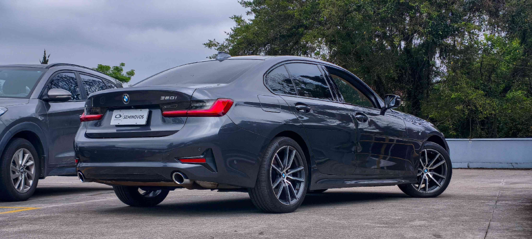 bmw 320i 2.0 16v turbo gasolina sport gp automatico flex 4p 20206