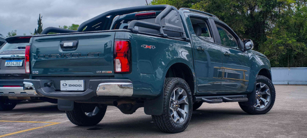 chevrolet s10 2.8 16v turbo diesel high country cd 4x4 automatico 4p semiautomatico 20257