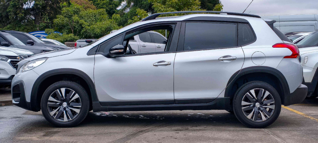 peugeot 2008 1.6 16v flex griffe 4p automatico 20203